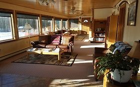 Denali Touch Of Wilderness B&b  3*