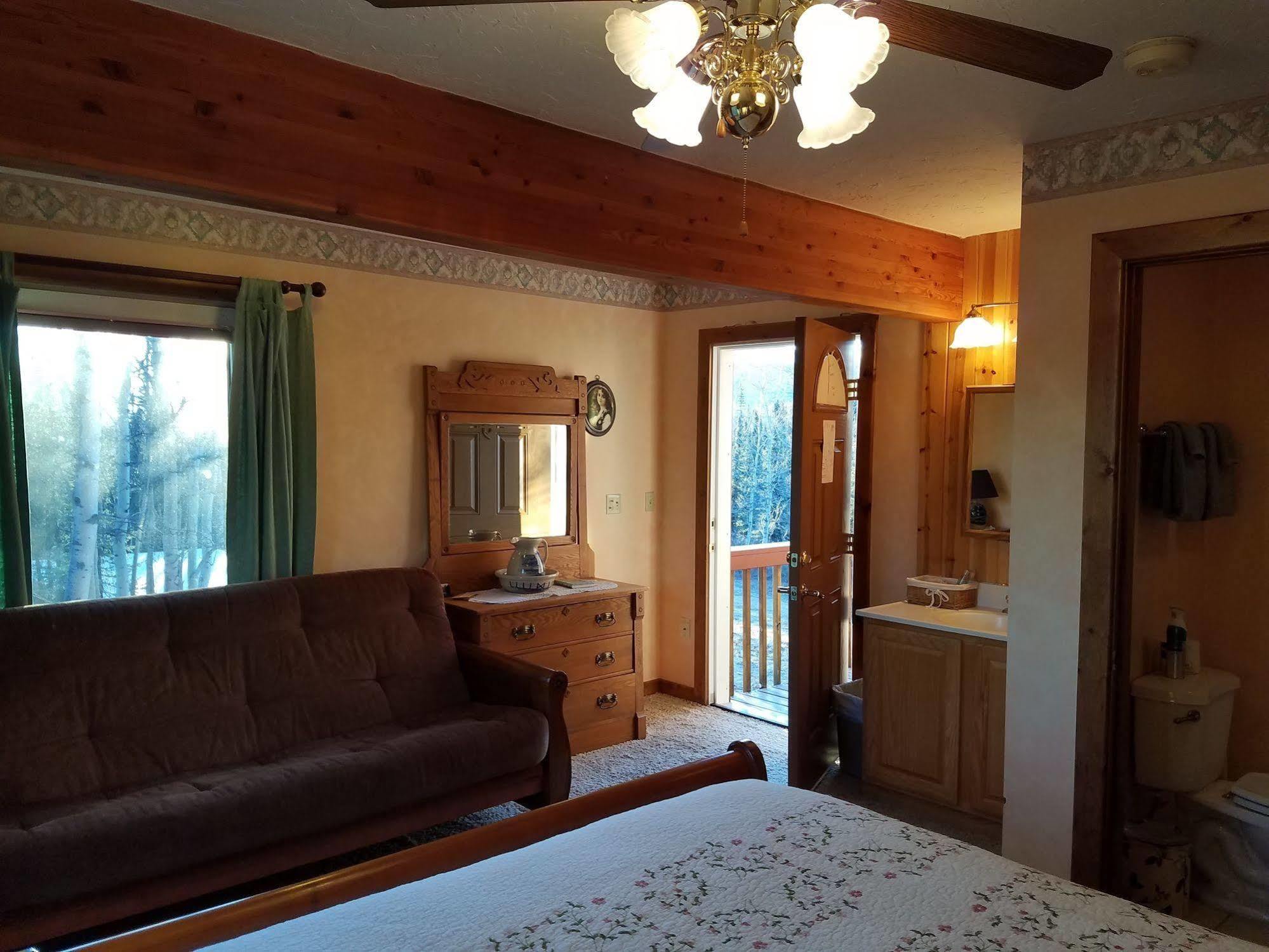 Denali Touch Of Wilderness B&B Healy Exterior photo